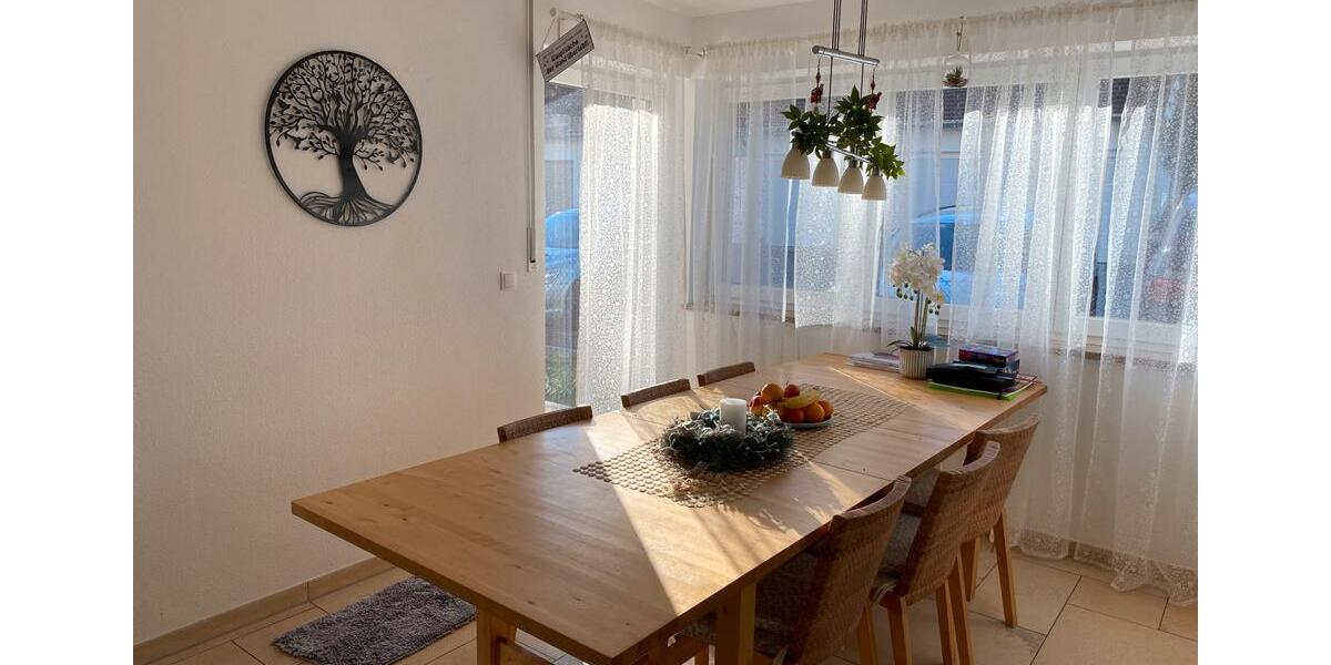 Maisonettenwohnung Saaldorf-Surheim Surheim - 5.5 Zimmer, 148 m&sup2;, 1.670&euro; | Angebot:24831350