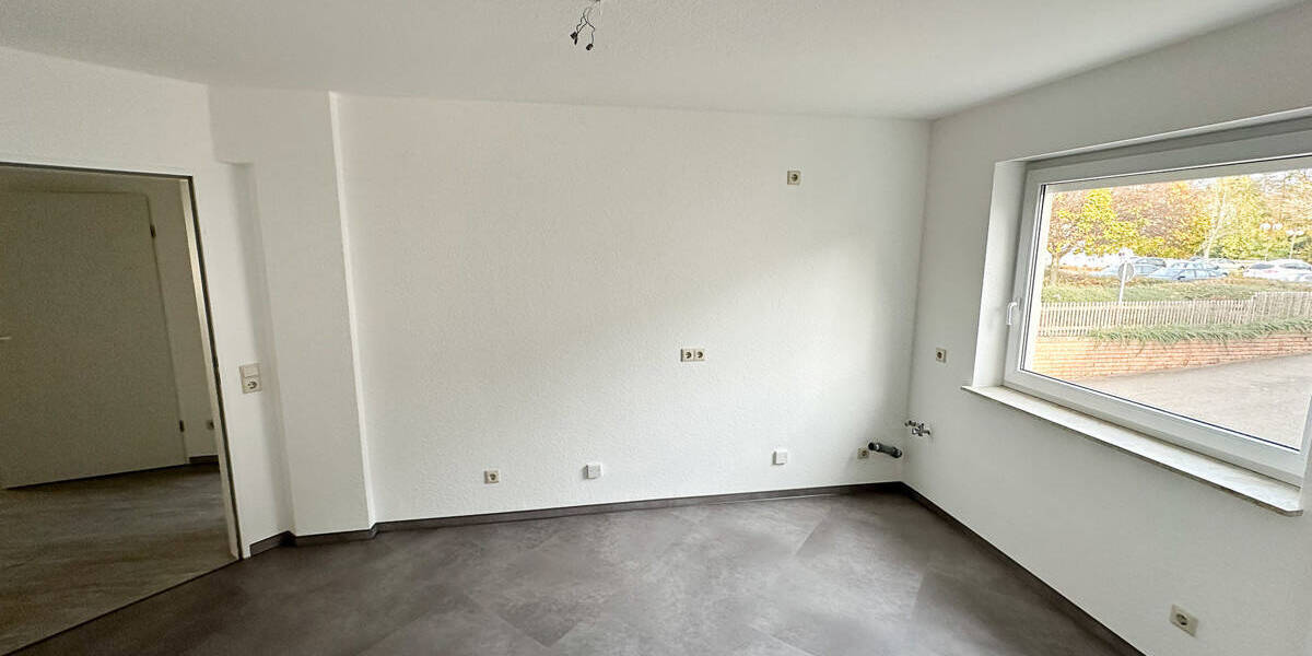 Etagenwohnung Glauchau - 2 Zimmer, 79 m&sup2;, 395&euro; | Angebot:25688144