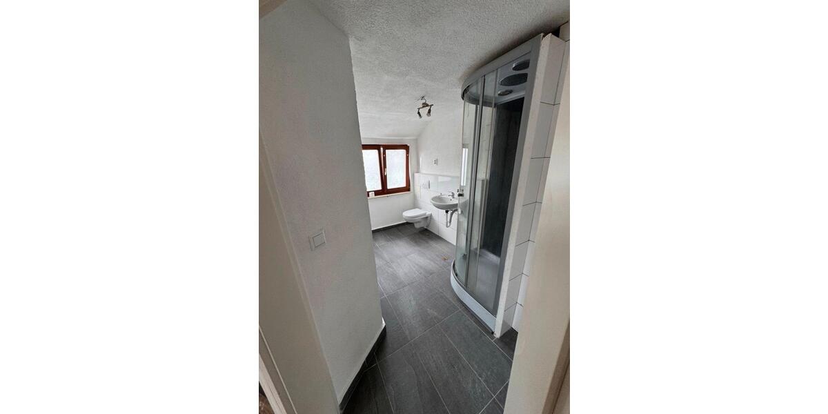 Dachgeschoßwohnung Möckmühl - 3 Zimmer, 60 m&sup2;, 750&euro; | Angebot:26030748