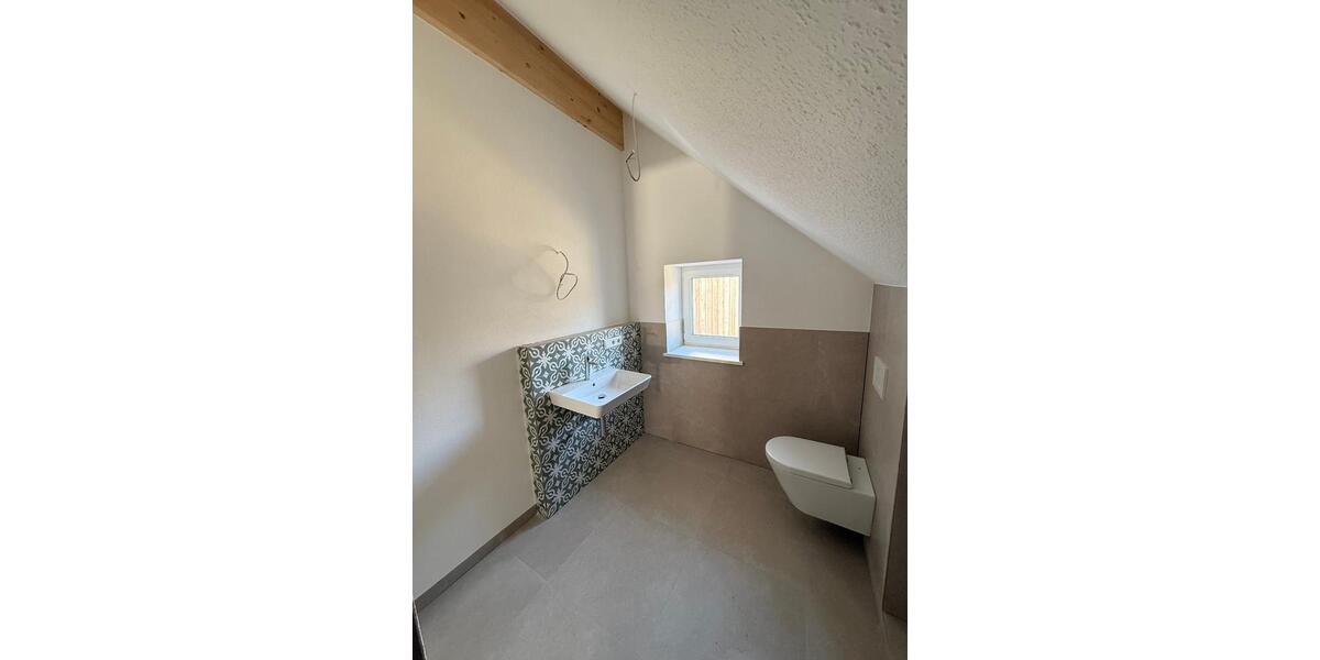 Dachgeschoßwohnung Spangenberg - 2 Zimmer, 50 m&sup2;, 620&euro; | Angebot:26239034