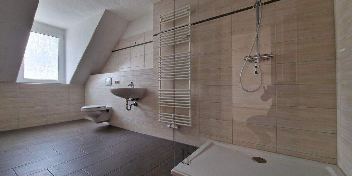 Zimmer Döbeln - 4 Zimmer, 110 m&sup2;, 622&euro; | Angebot:25731355