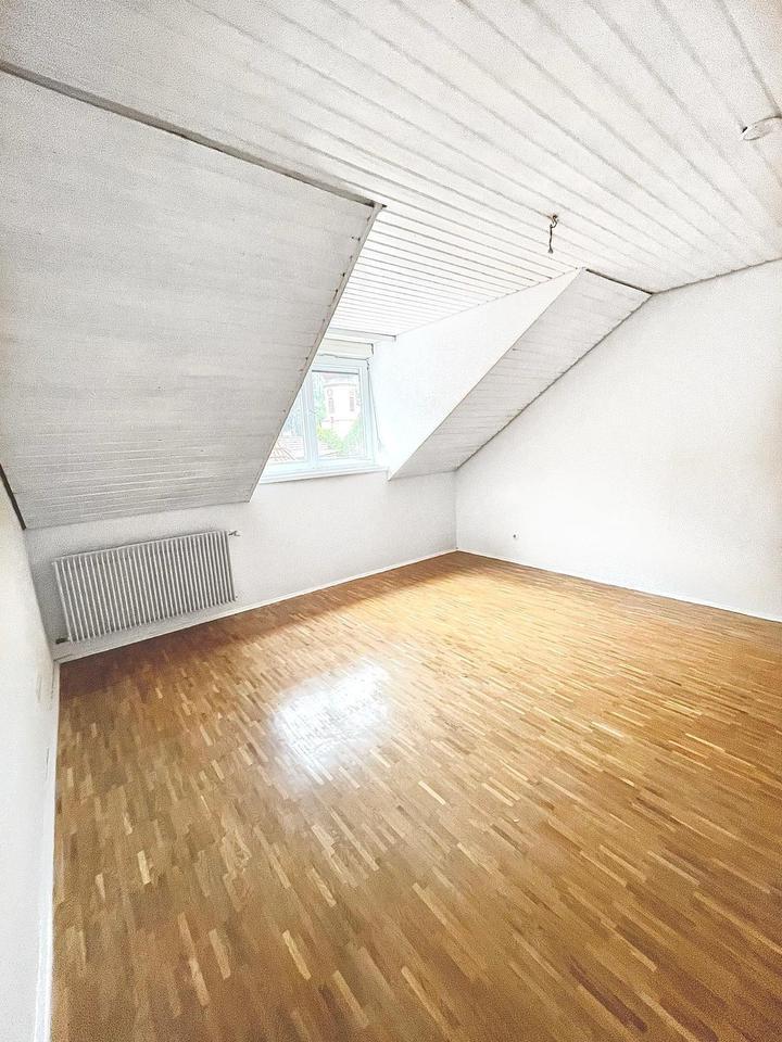 TOP LAGE zentral | Renoviert | 78qm mit 3 Zimmern und großem Balk