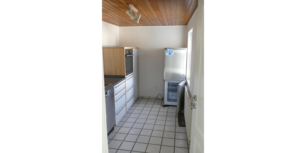 Dachgeschoßwohnung Gückingen - 3.5 Zimmer, 85 m&sup2;, 600&euro; | Angebot:25883292