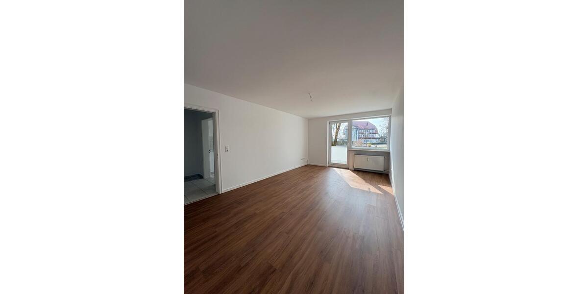 Etagenwohnung Burghausen - 2 Zimmer, 70 m&sup2;, 990&euro; | Angebot:25307819