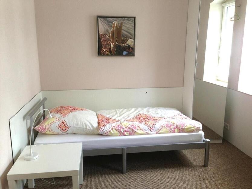 1-Zimmerwohnung mit Wlan, Kleine Küche, DuscheWC und Tv