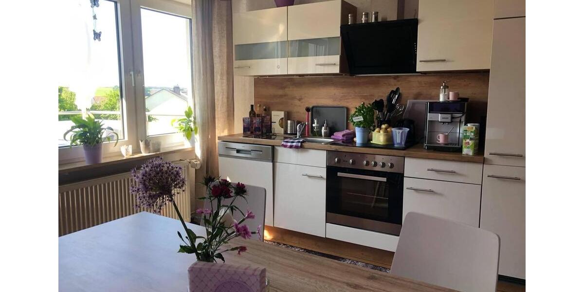 Etagenwohnung Leupoldsgrün - 3 Zimmer, 100 m&sup2;, 40&euro; | Angebot:24619150