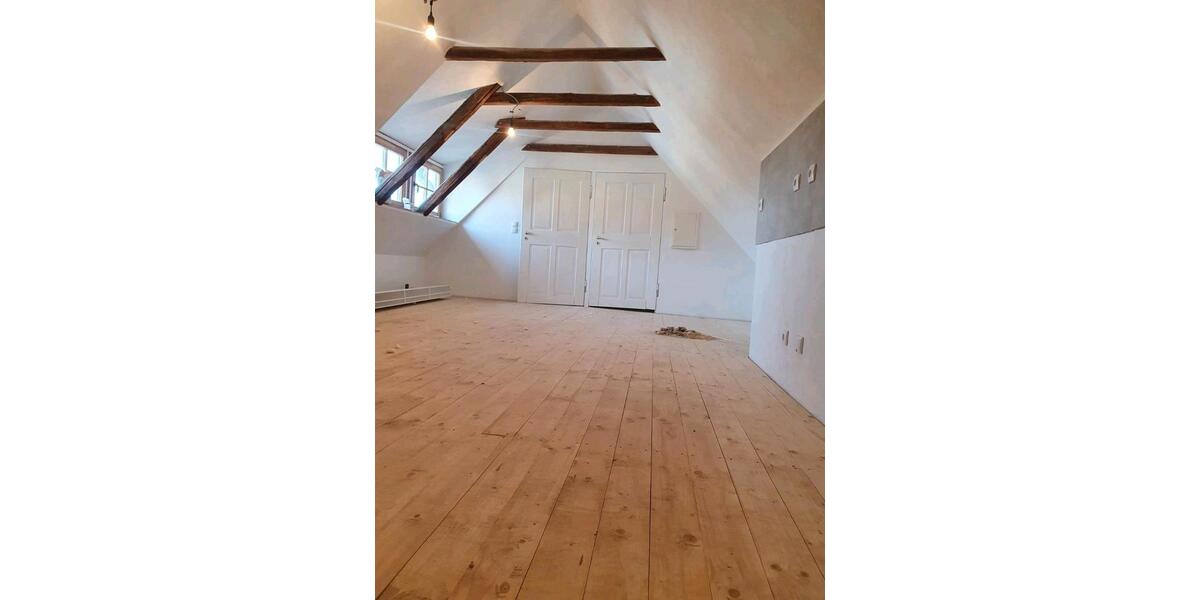 Dachgeschoßwohnung Gerbstedt - 3 Zimmer, 65 m&sup2;, 470&euro; | Angebot:26461434