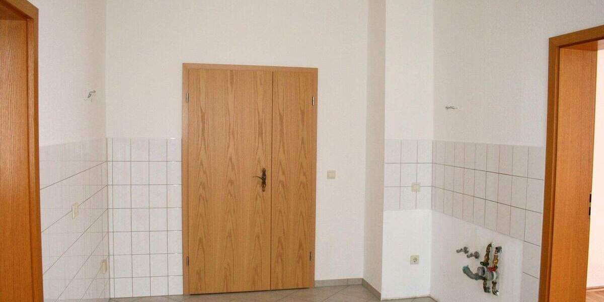 Etagenwohnung Gersdorf - 2 Zimmer, 57 m&sup2;, 300&euro; | Angebot:26251028