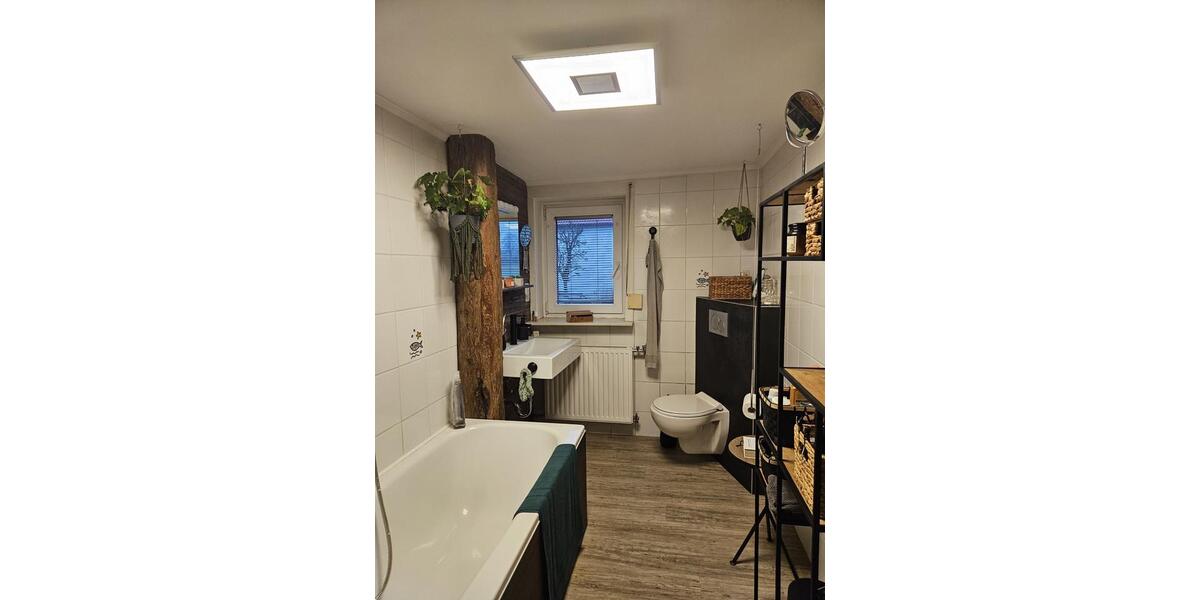 Etagenwohnung Korbach - 3 Zimmer, 90 m&sup2;, 800&euro; | Angebot:26644180