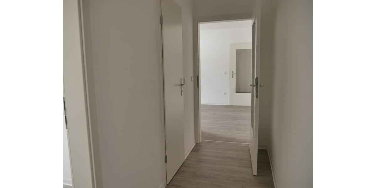 Etagenwohnung Hanau Großauheim - 3 Zimmer, 61 m&sup2;, 679&euro; | Angebot:26030011