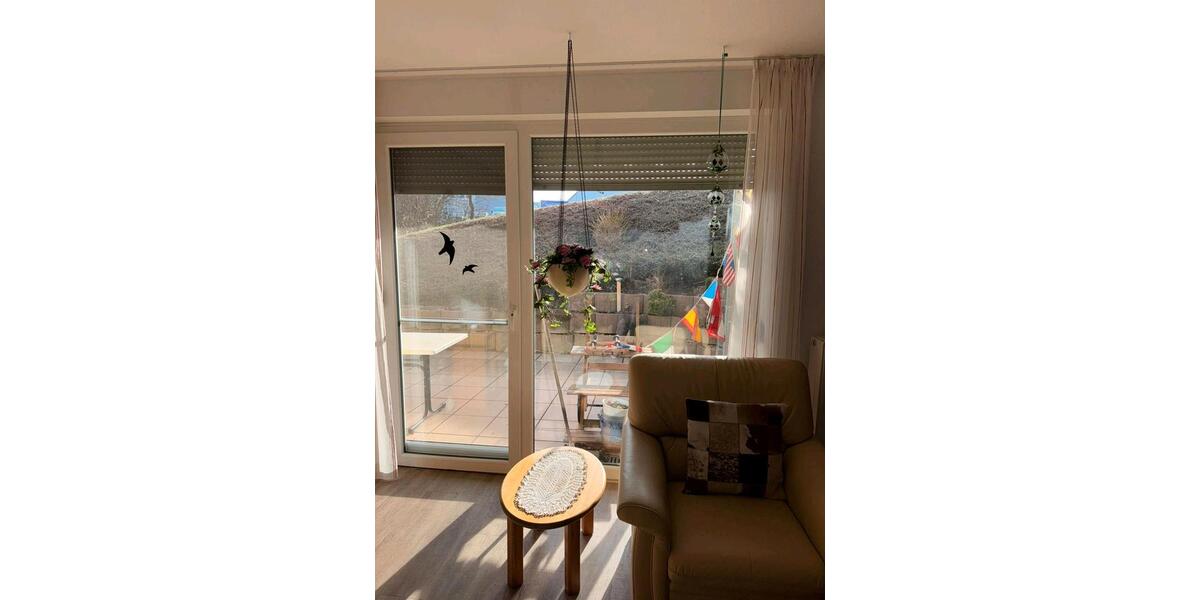 Erdgeschoßwohnung Wiesbaden Bierstadt - 2 Zimmer, 76 m&sup2;, 1.050&euro; | Angebot:25106150