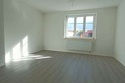 Wohnung Stendal Bahnhofsvorstadt - 3 Zimmer, 72 m&sup2;, 607&euro; | Angebot:27232407