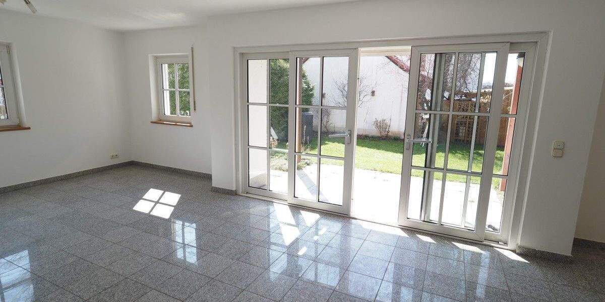 Etagenwohnung Palzing Palzing - 3 Zimmer, 93 m&sup2;, 1.280&euro; | Angebot:25879446