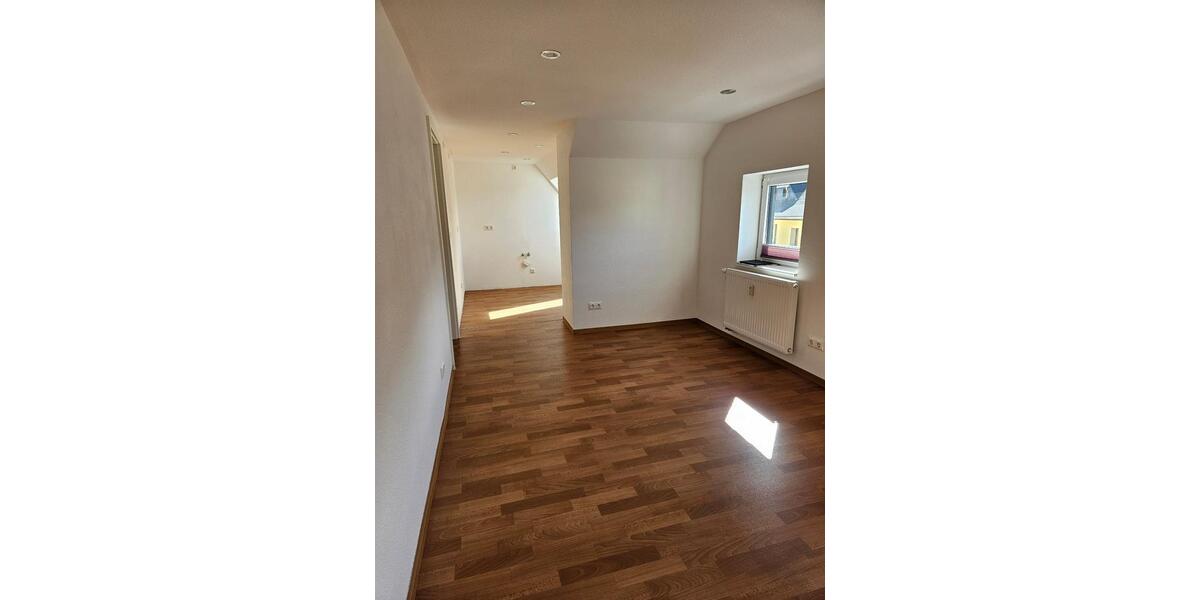 Dachgeschoßwohnung Raschau-Markersbach Markersbach - 3 Zimmer, 55 m&sup2;, 356&euro; | Angebot:26620097