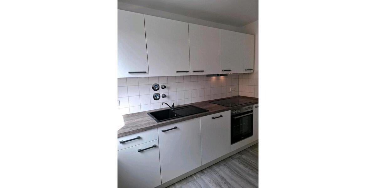 Etagenwohnung Kassel - 2 Zimmer, 70 m&sup2;, 770&euro; | Angebot:26593149