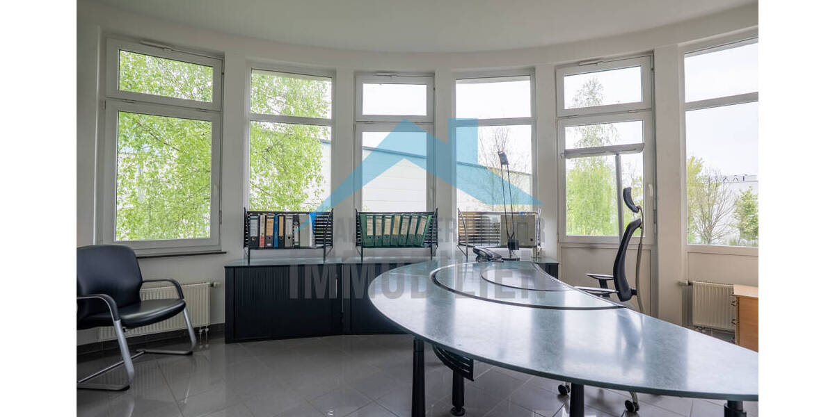 Gepflegte und großzügige Lagerhalle mit Bürogebäude in Autobahnnähe - Logistikpark - Lutterberg! zimmer