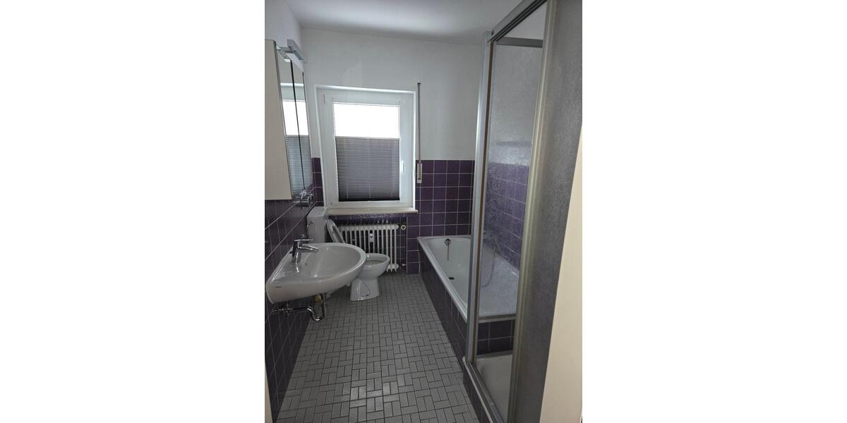 Erdgeschoßwohnung Horn-Bad Meinberg Bad Meinberg - 3 Zimmer, 73 m&sup2;, 690&euro; | Angebot:24837942