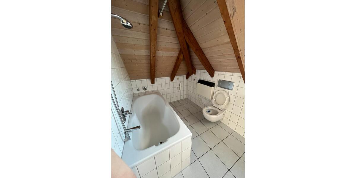 Maisonettenwohnung Herrenberg - 1 Zimmer, 43 m&sup2;, 595&euro; | Angebot:25656027