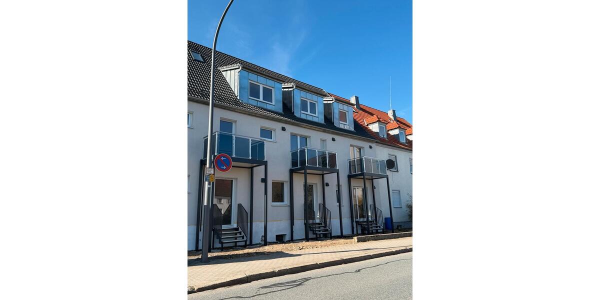 Erdgeschoßwohnung Weiden in der Oberpfalz - 3 Zimmer, 70 m&sup2;, 815&euro; | Angebot:25992278