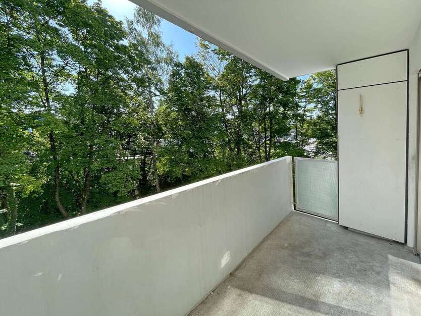 Wohnung zum Mieten in Gräfelfing 1.420 € 83.5 m² 3 zimmer
