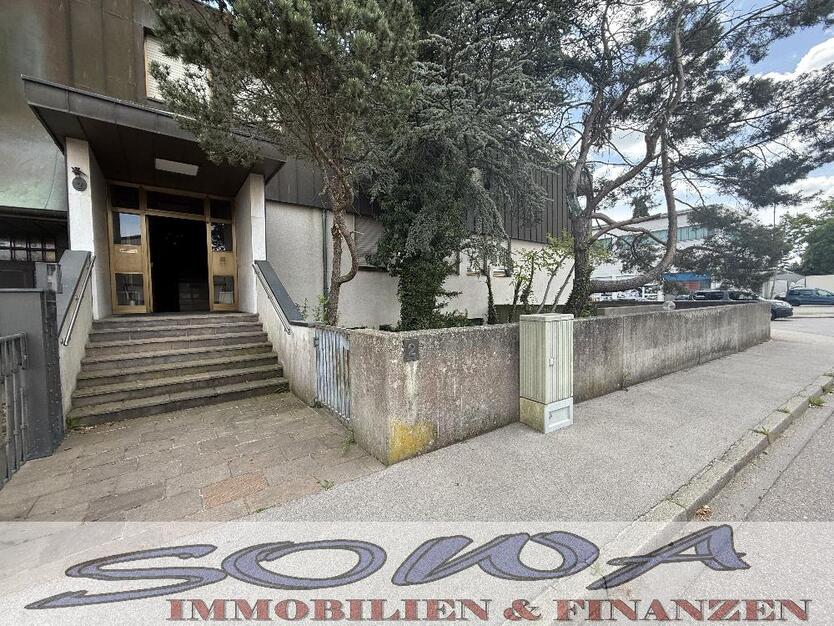 Wohnhaus mit Innenpool und Sauna in einer guten Lage in Gaimersheim, mit Gewerbefläche - Ein Objekt von Ihrem Immobilienpartner SOWA Immobilien und Finanzen 1 zimmer