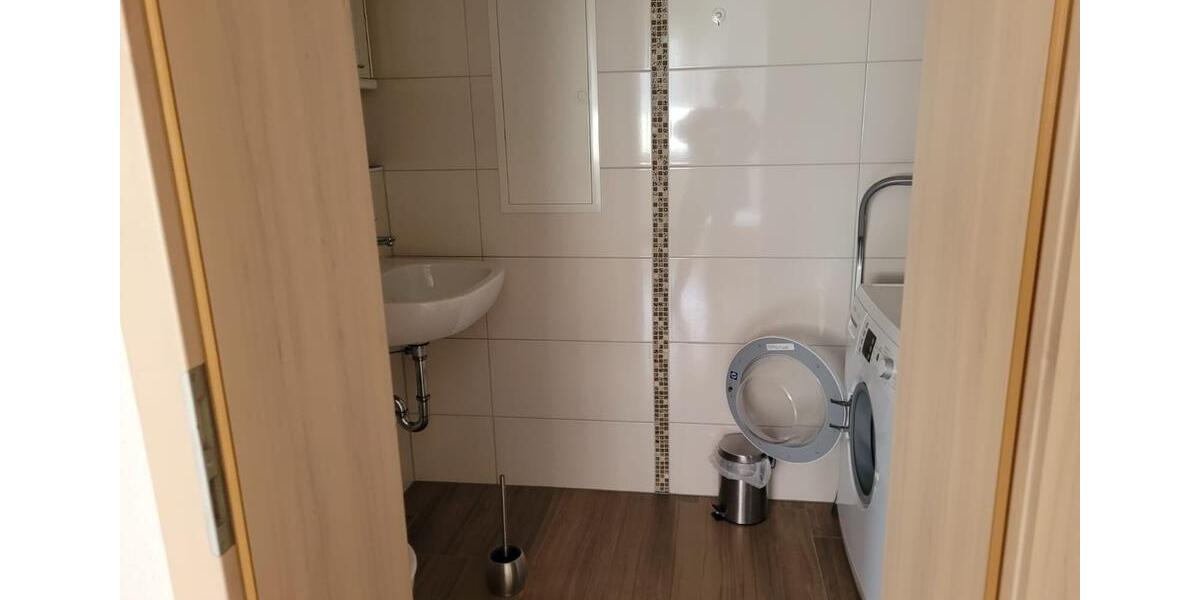 Erdgeschoßwohnung Trossingen - 1 Zimmer, 800&euro; | Angebot:23620002