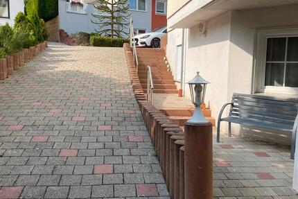 Praxis für Physiotherapie am Autobahnkreuz Alzey zu vermieten zimmer