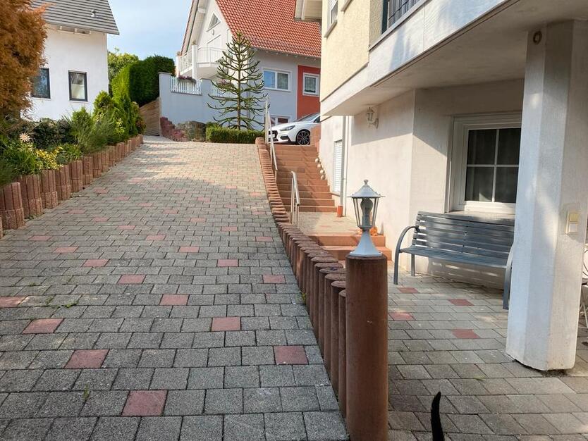 Praxis für Physiotherapie am Autobahnkreuz Alzey zu vermieten zimmer