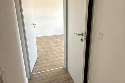 Wohnung Göllheim - 2 Zimmer, 39 m&sup2;, 360&euro; | Angebot:25403496