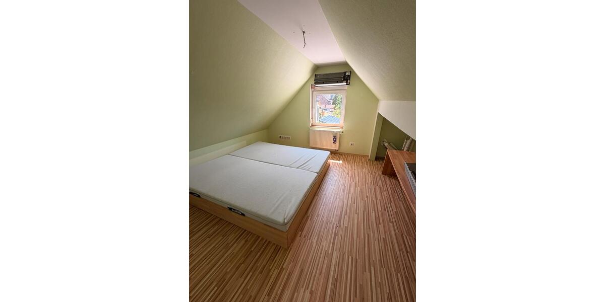 Maisonettenwohnung Siegburg - 5 Zimmer, 133 m&sup2;, 1.700&euro; | Angebot:26690682
