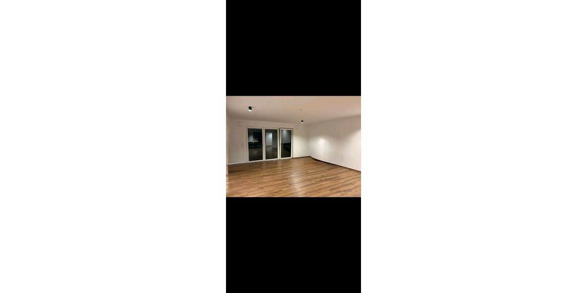 Etagenwohnung Preußisch Oldendorf - 3.5 Zimmer, 94 m&sup2;, 900&euro; | Angebot:25047305