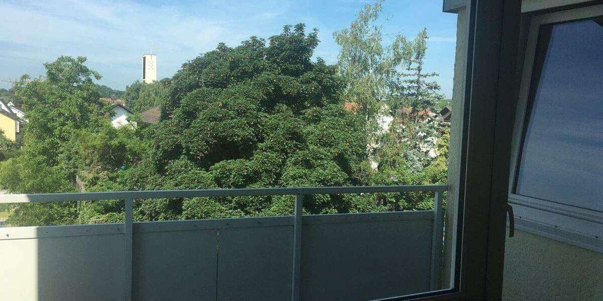 Etagenwohnung Ingolstadt Herz-Jesu-Viertel - 3 Zimmer, 106 m&sup2;, 1.160&euro; | Angebot:27273798