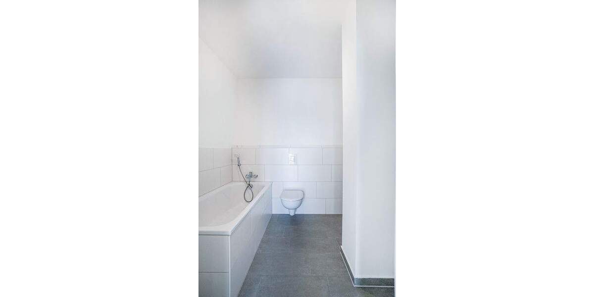 Etagenwohnung Berlin Siemensstadt - 4 Zimmer, 124 m&sup2;, 1.888&euro; | Angebot:25250474