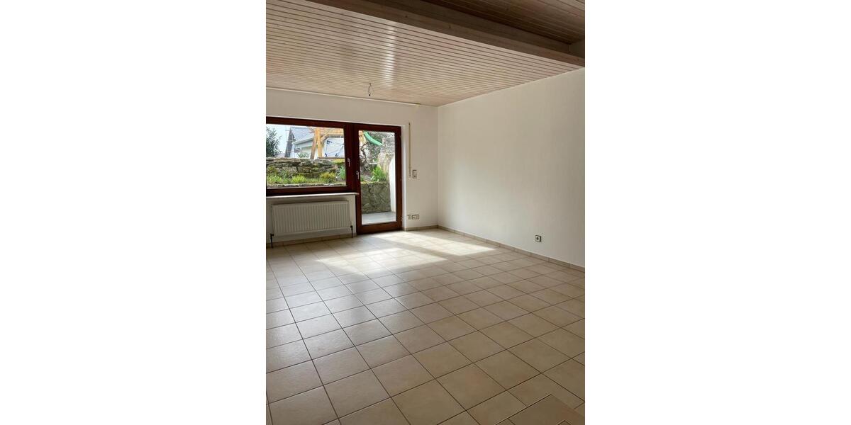 Erdgeschoßwohnung Künzelsau - 2 Zimmer, 63 m&sup2;, 700&euro; | Angebot:25127547