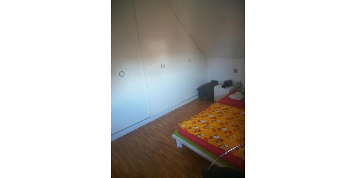 Dachgeschoßwohnung Bad Arolsen - 4 Zimmer, 115 m&sup2;, 950&euro; | Angebot:26004101