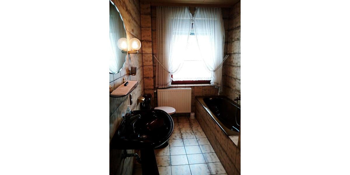 Mehrfamilienhaus, Wohnhaus Duderstadt - 12 Zimmer, 180 m&sup2;, 880&euro; | Angebot:26636109