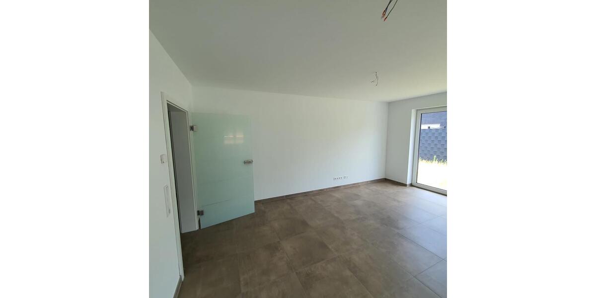 Erdgeschoßwohnung Nienburg (Weser) - 4 Zimmer, 115 m&sup2;, 1.050&euro; | Angebot:25908313