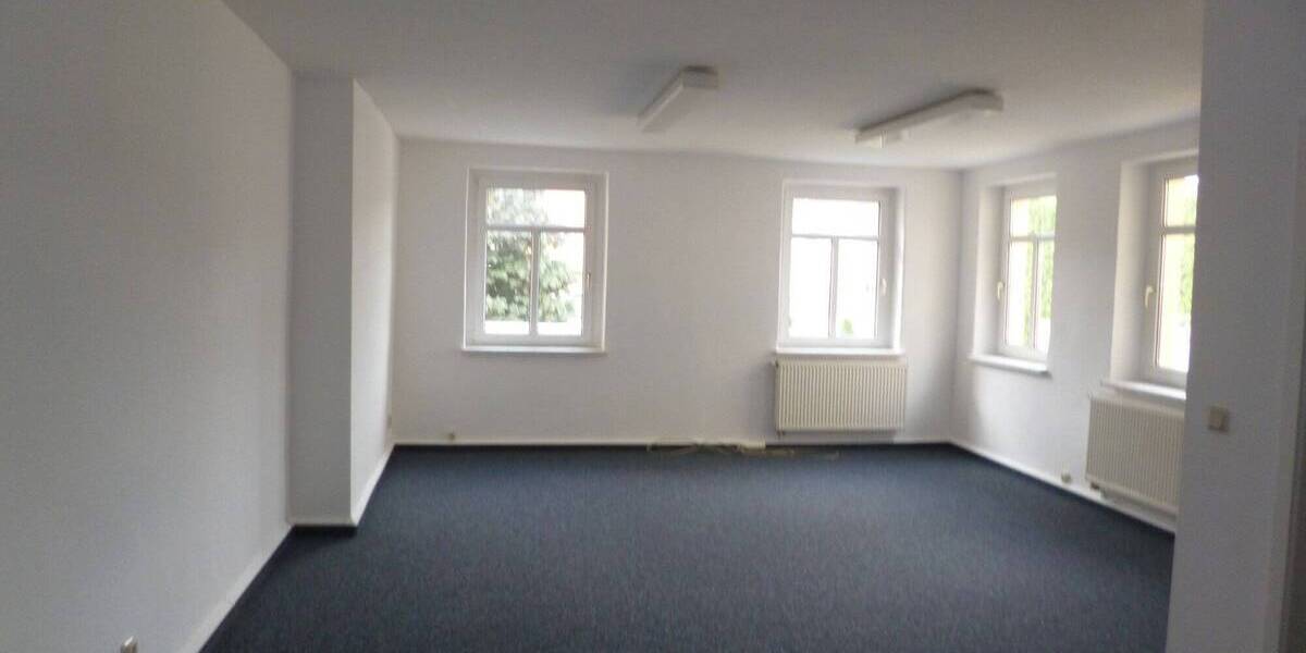 Gewerbeobjekt Bautzen - 2 Zimmer, 67 m&sup2;, 300&euro; | Angebot:25709238