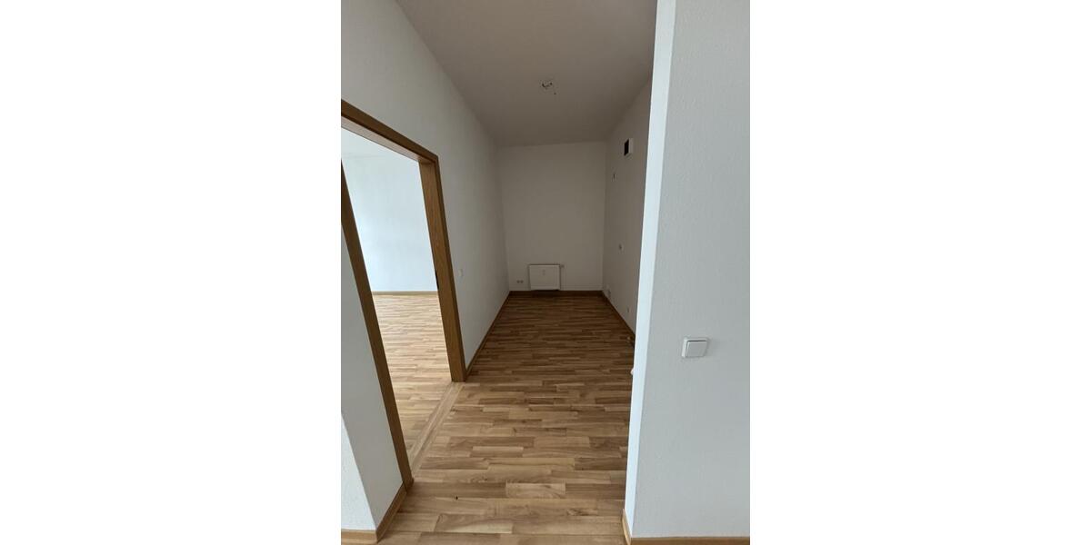 Etagenwohnung Torgau - 2 Zimmer, 66 m&sup2;, 330&euro; | Angebot:25365197