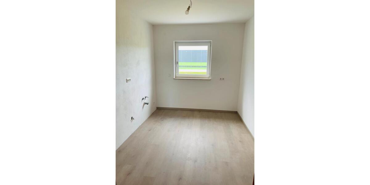 Etagenwohnung Lauingen (Donau) - 3 Zimmer, 89 m&sup2;, 1.000&euro; | Angebot:26023265