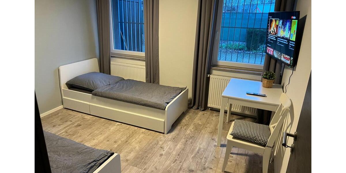 Wohnen auf Zeit Hannover Herrenhausen-Stöcken - 5 Zimmer, 13 m&sup2;, 25&euro; | Angebot:24870828