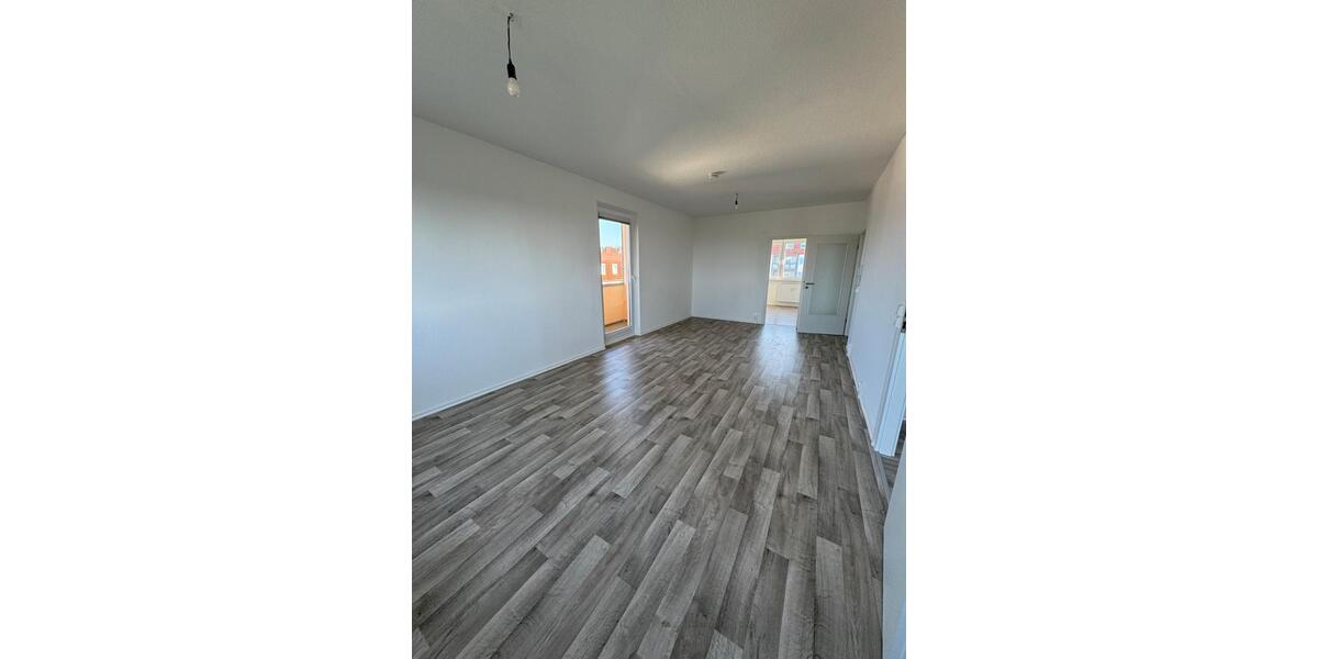 Etagenwohnung Sonneberg - 4 Zimmer, 80 m&sup2;, 530&euro; | Angebot:21740509