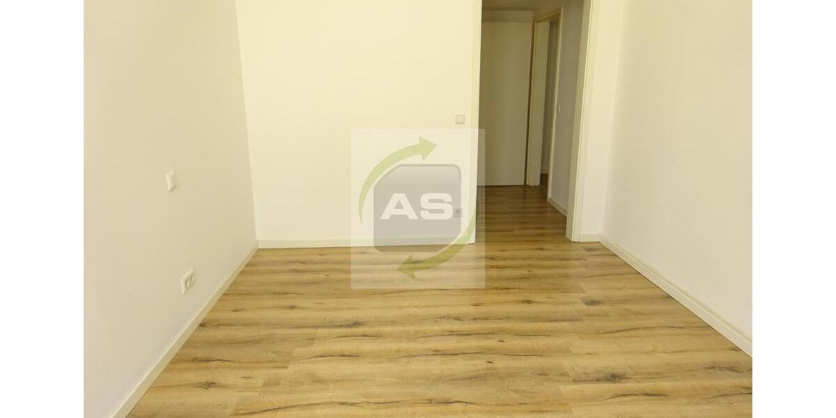 Etagenwohnung Zwickau - 4 Zimmer, 161 m&sup2;, 1.156&euro; | Angebot:26263464