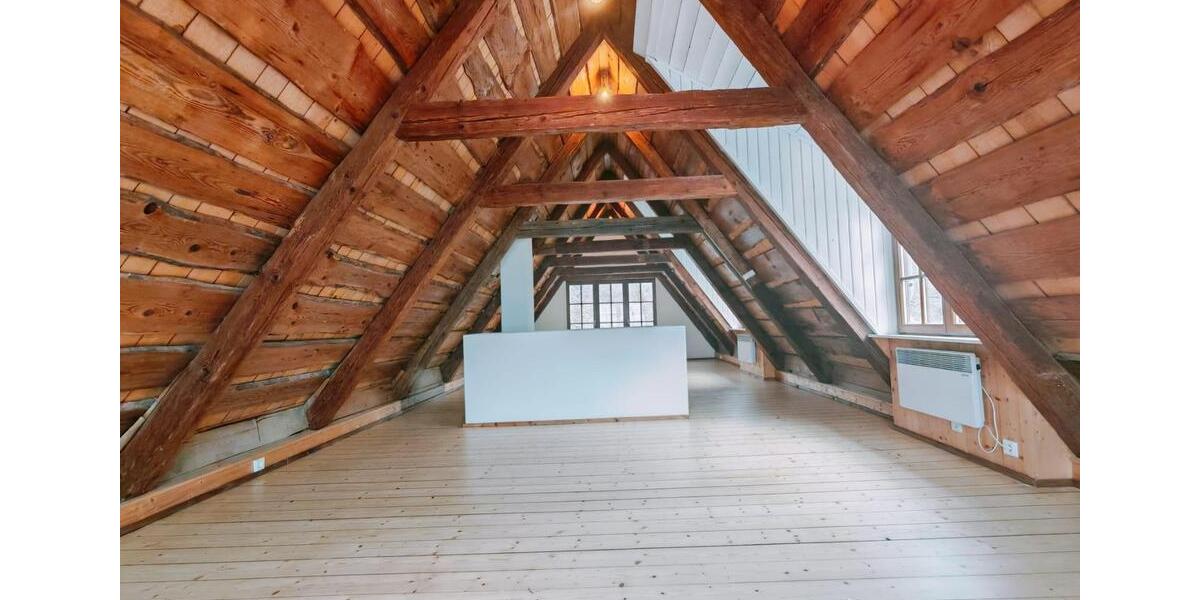 Einfamilienhaus Berg - 5 Zimmer, 130 m&sup2;, 4.250&euro; | Angebot:24715178