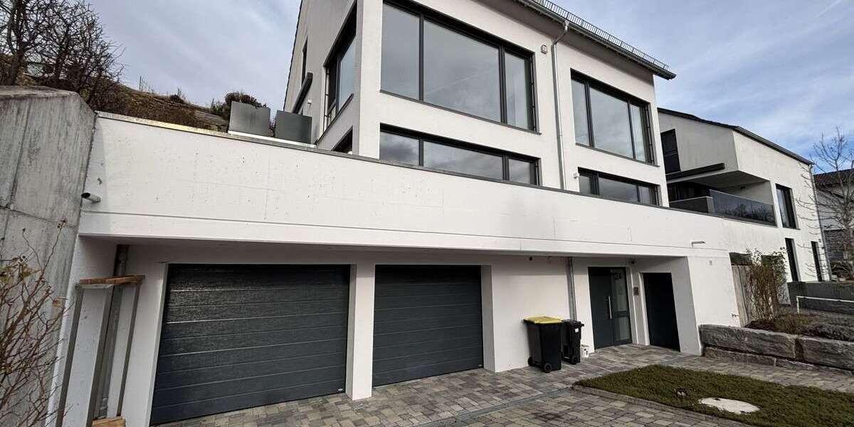 Haus zum Mieten in Remshalden Hebsack 3.000 € 210.58 m² 7 zimmer