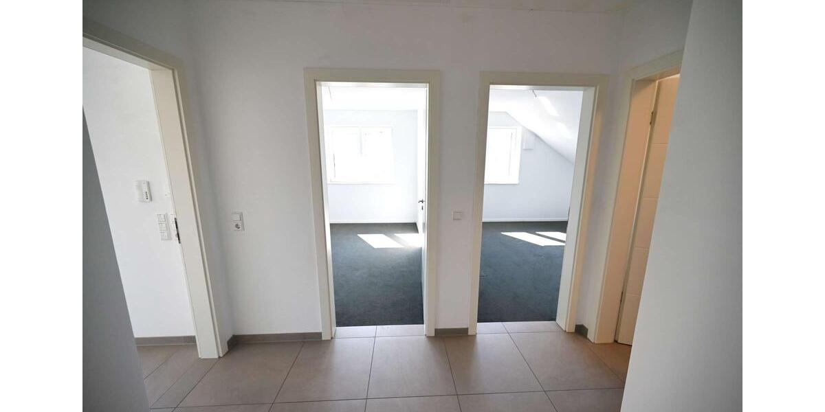 Dachgeschoßwohnung Quakenbrück - 3 Zimmer, 88 m&sup2;, 800&euro; | Angebot:26312455