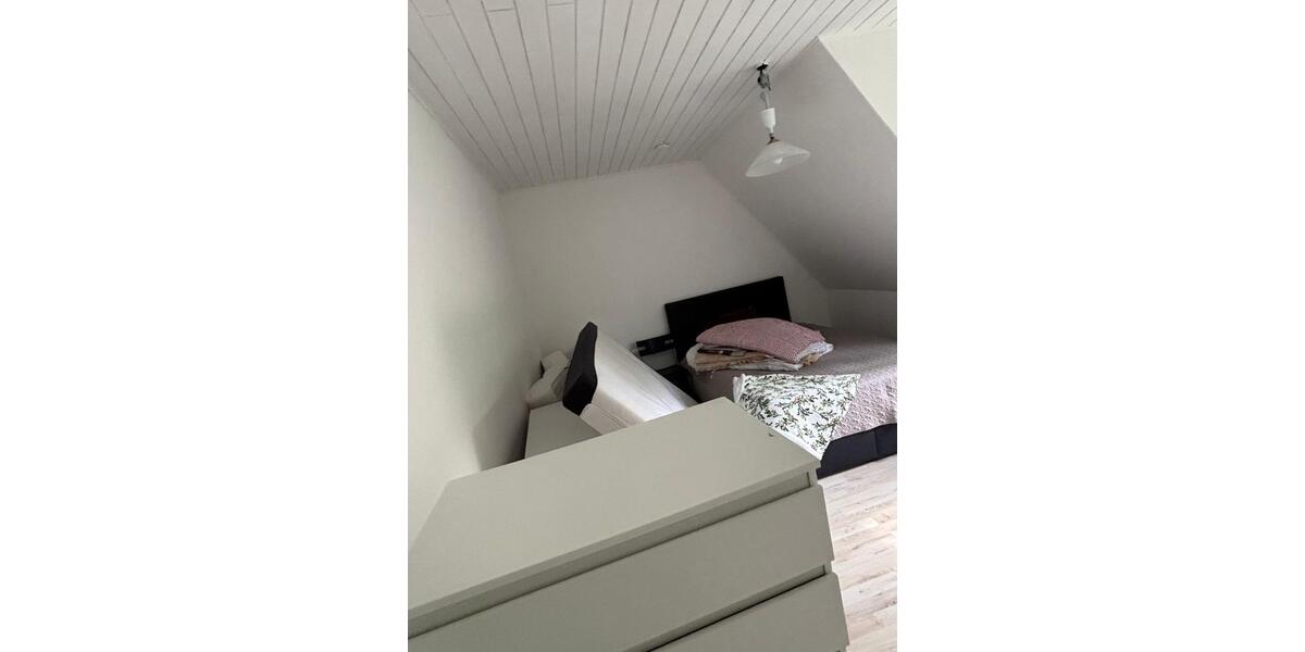 Dachgeschoßwohnung Beelen - 3 Zimmer, 70 m&sup2;, 670&euro; | Angebot:26639574