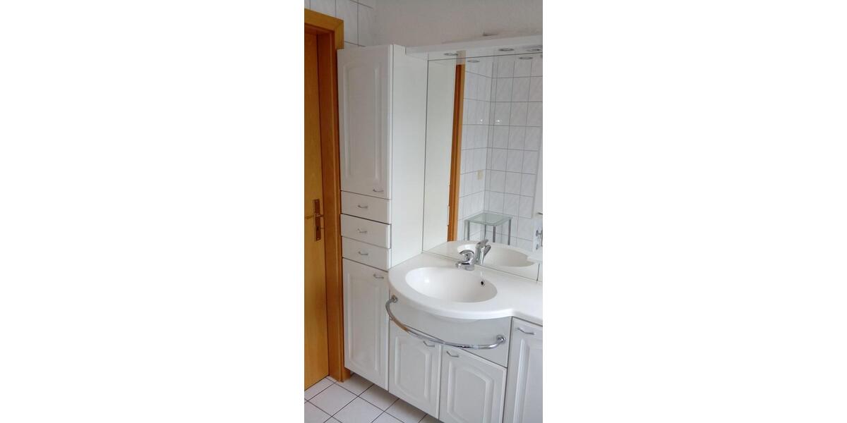 Dachgeschoßwohnung Demmin - 2.5 Zimmer, 53 m&sup2;, 370&euro; | Angebot:26588138