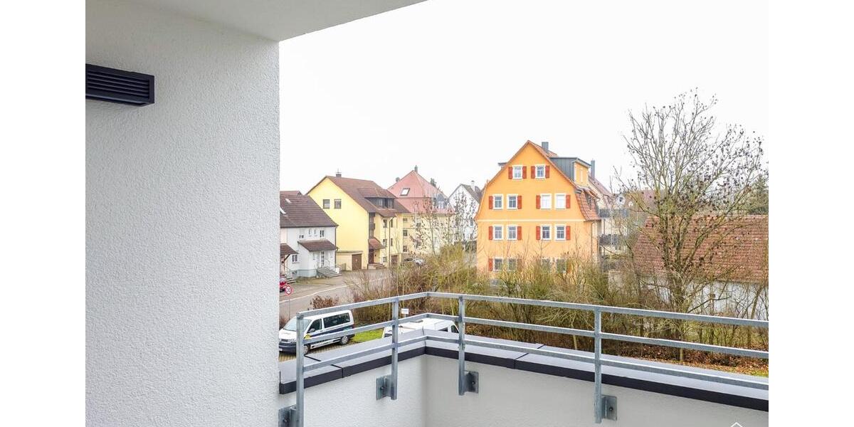 Etagenwohnung Öhringen - 3 Zimmer, 82 m&sup2;, 1.200&euro; | Angebot:24778376