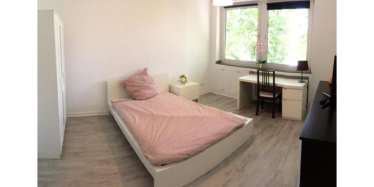 Mädels-WG renoviert in Innenstadt, Zimmer möbliert und voll ausge 1 zimmer